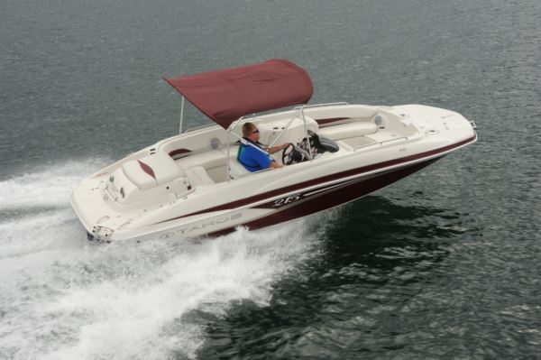 2017 Tahoe 215 Deck Boat User Manual